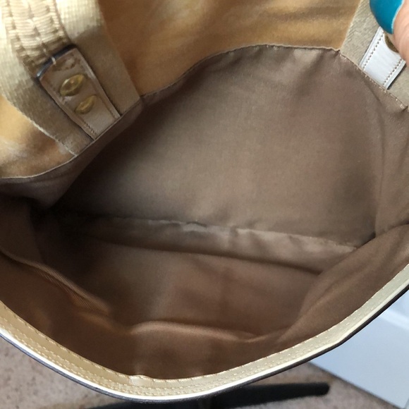 Coach Hampton Shoulder Purse Bag Fall Trend Tan Cream Brown Tag - Picture 5 of 13